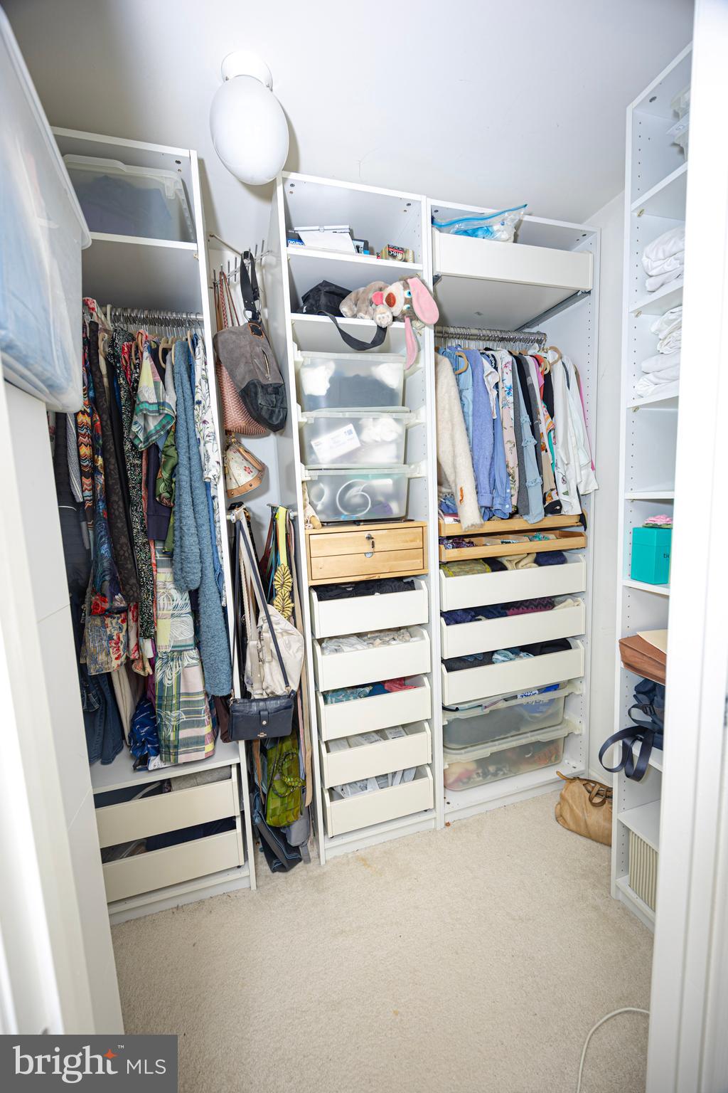 WYNGATE TOWNHOMES - Residential