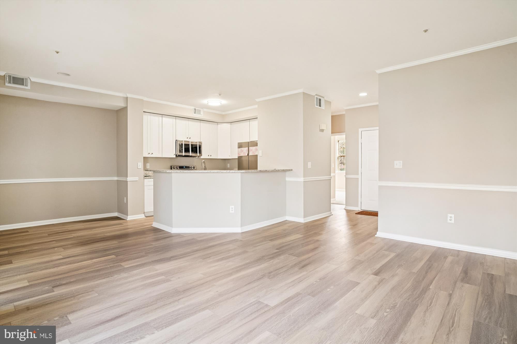 10 SANDSTONE COURT G