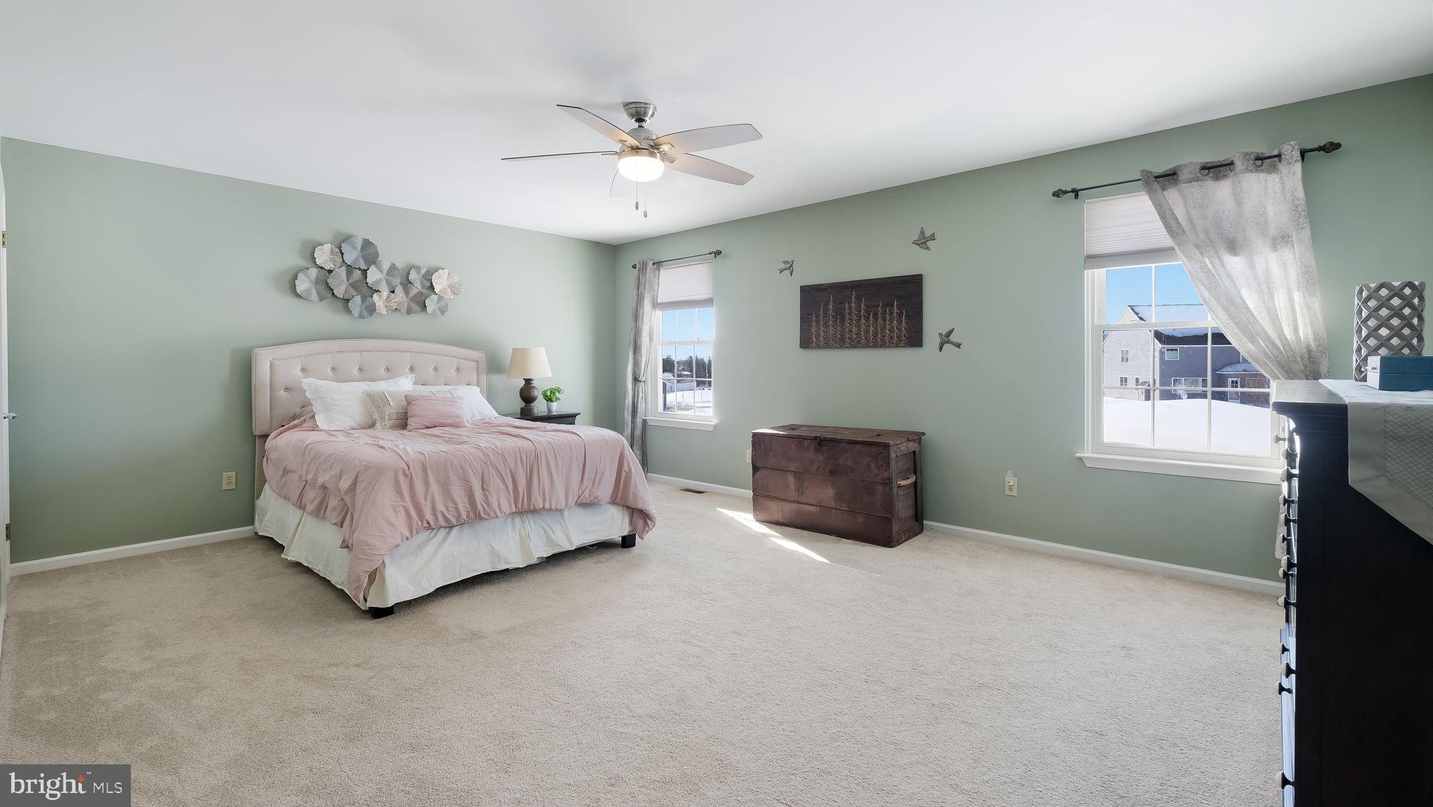 STRAWBERRY FIELDS - Residential