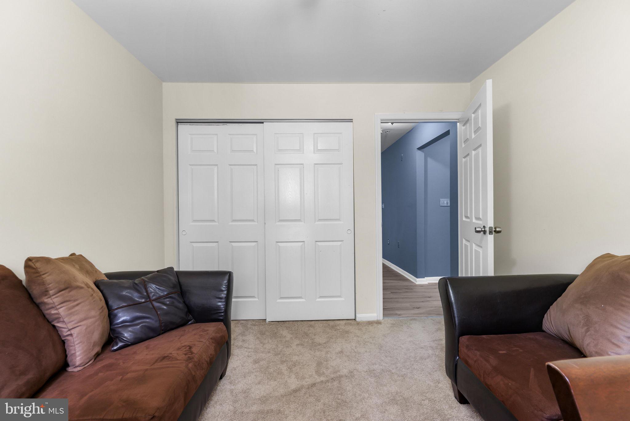 SILVERBROOK WOOD - Residential