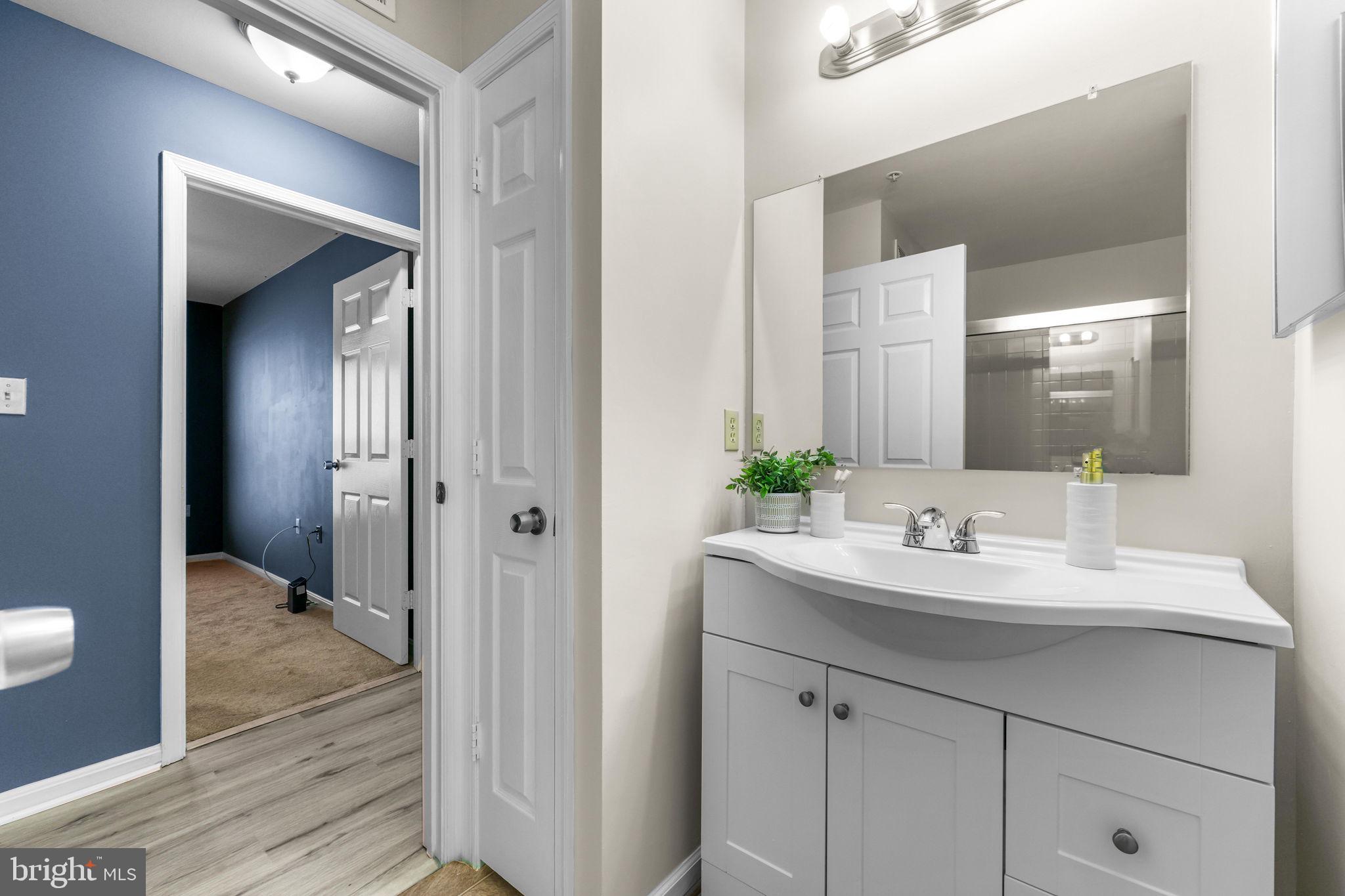 SILVERBROOK WOOD - Residential