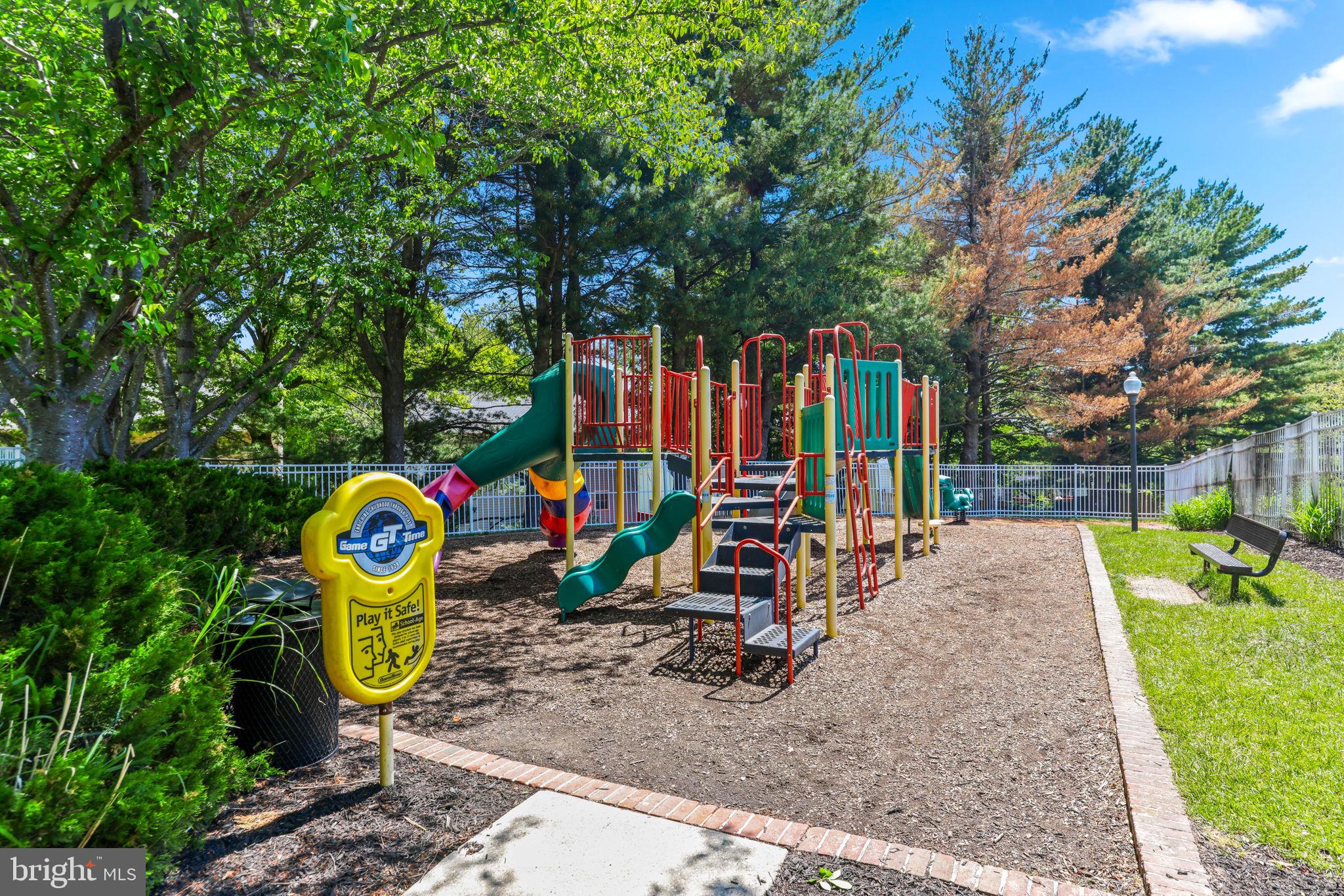 SILVERBROOK WOOD - Residential