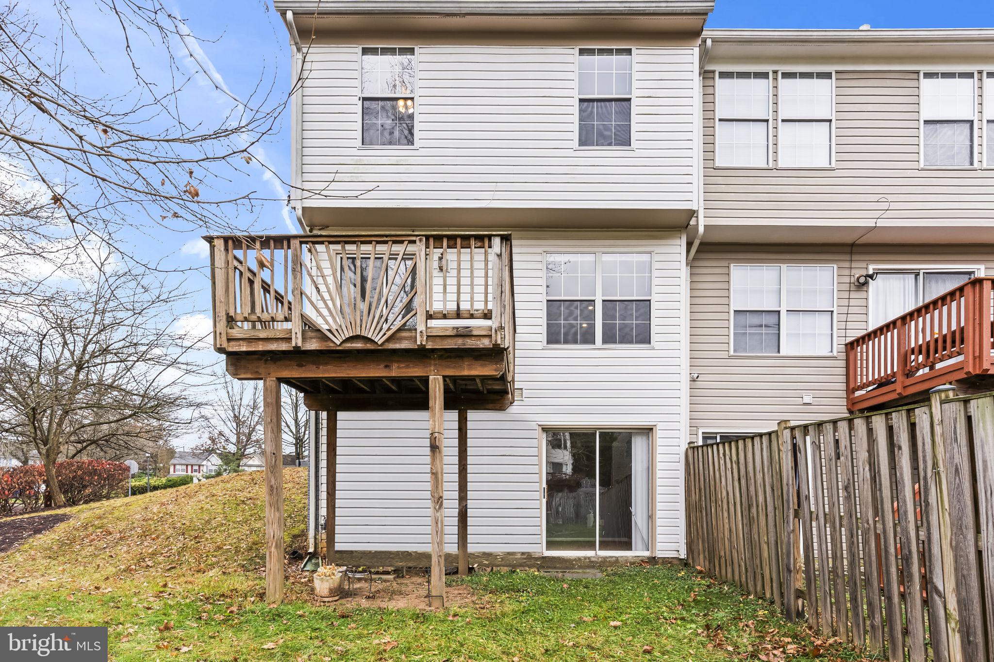 KINGS GRANT - Residential