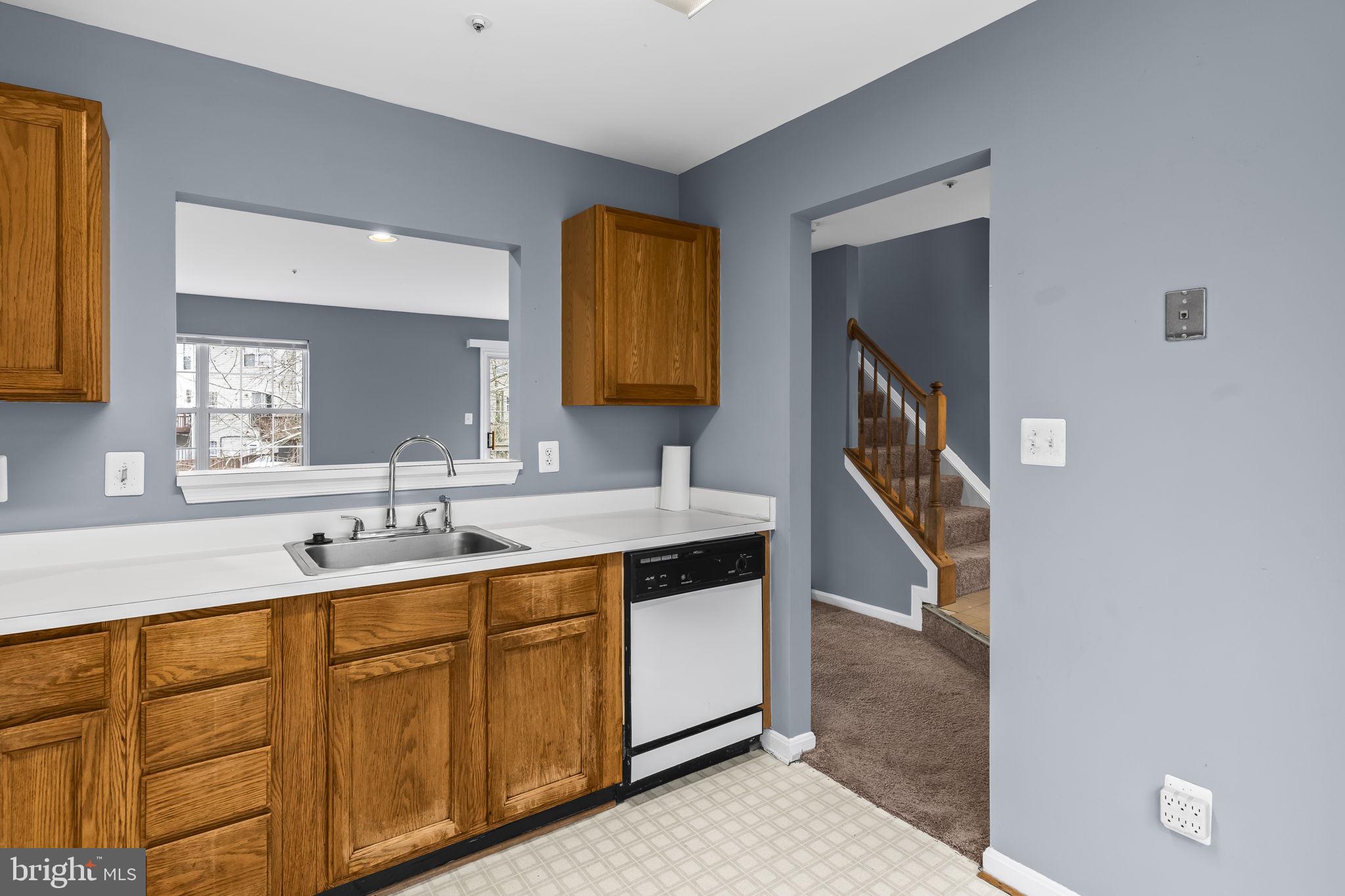 KINGS GRANT - Residential