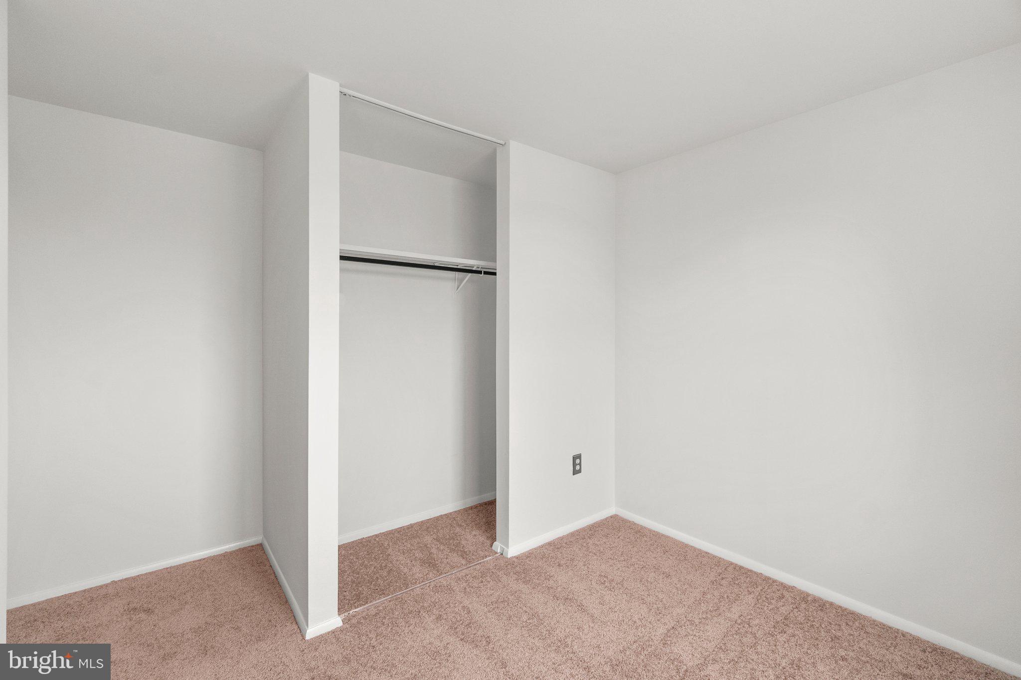 AMBER MEADOWS - Residential