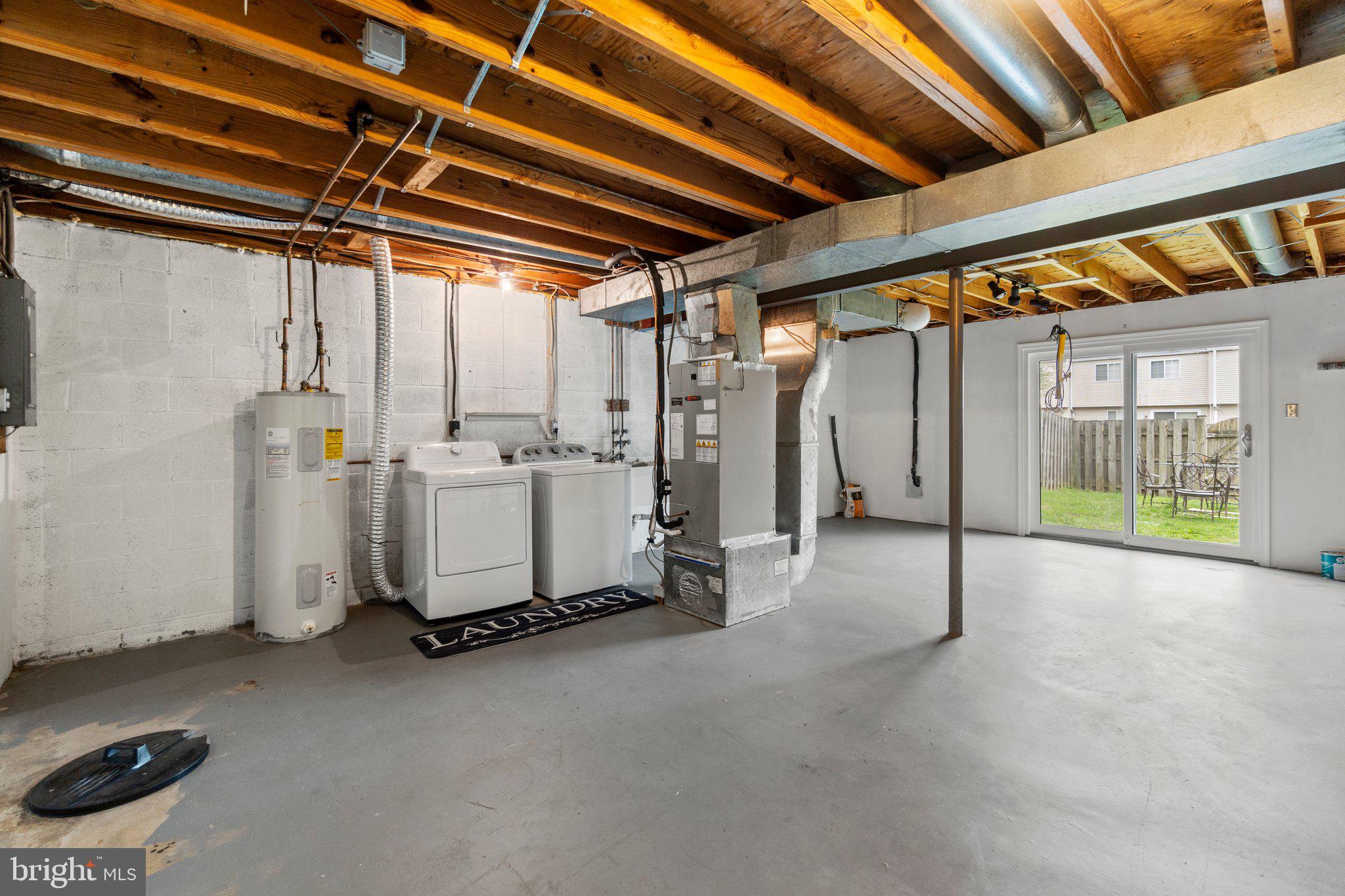 AMBER MEADOWS - Residential