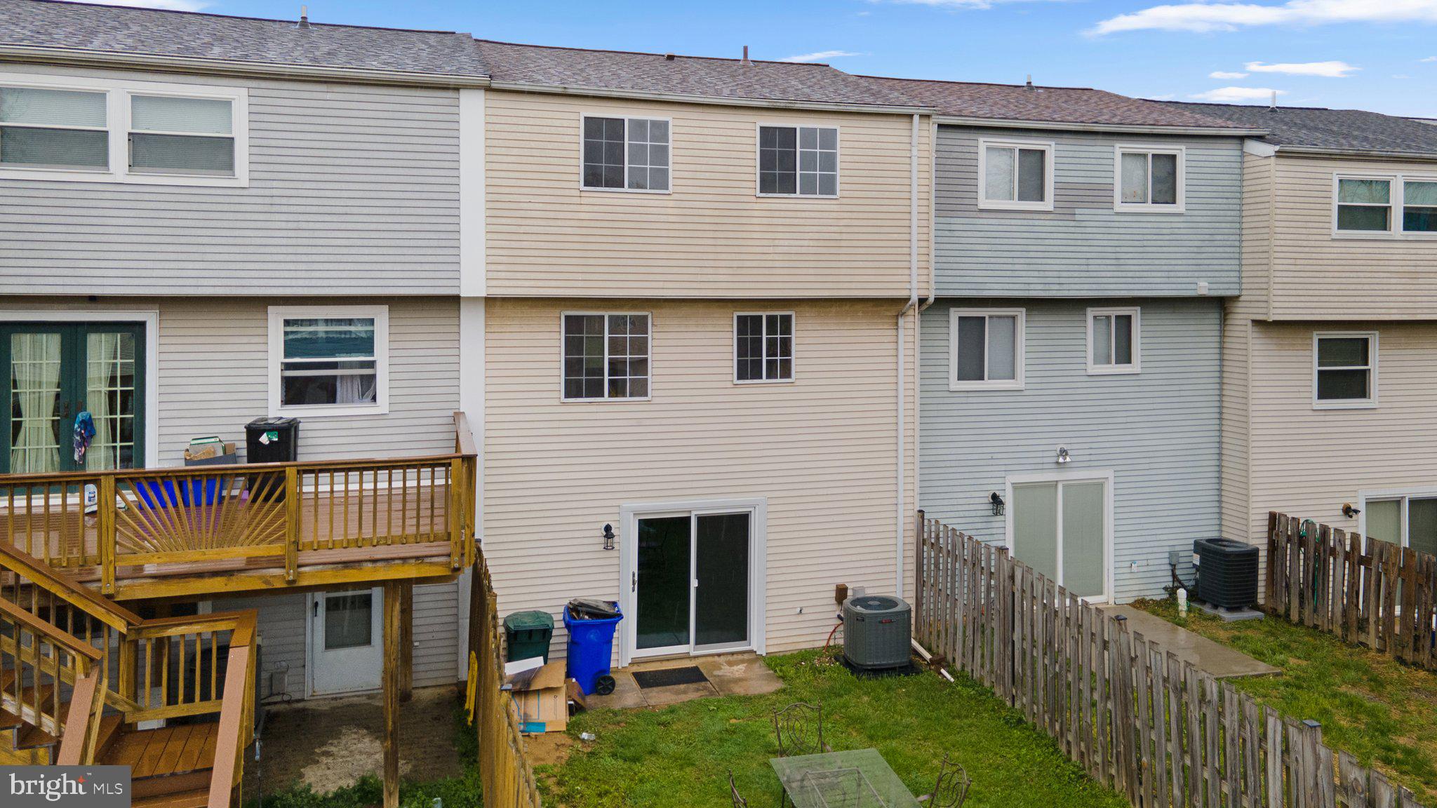 AMBER MEADOWS - Residential