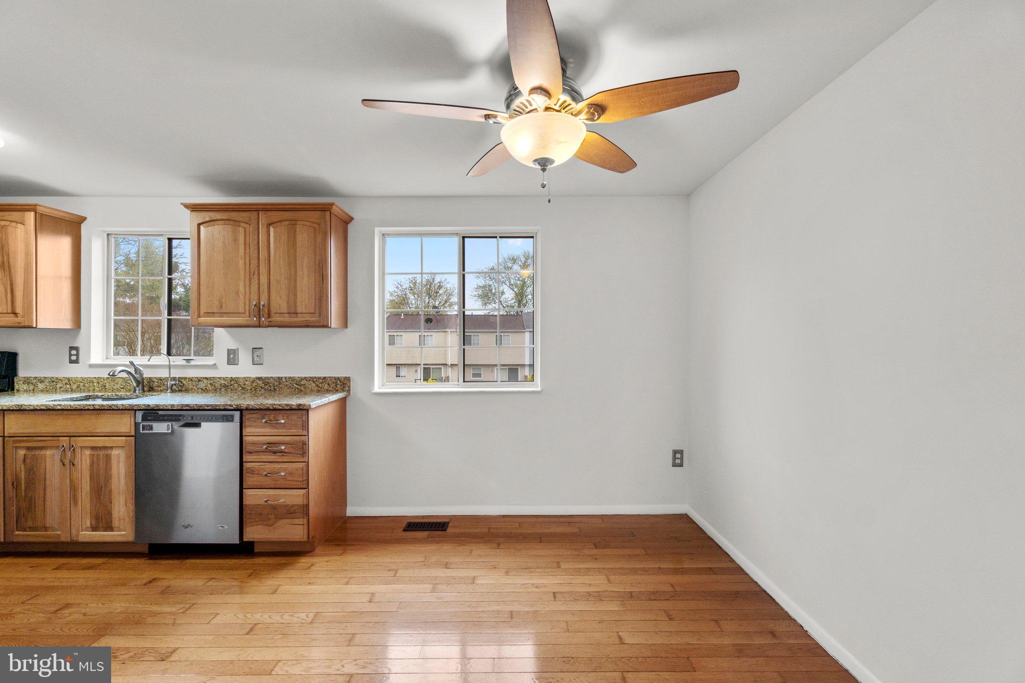 AMBER MEADOWS - Residential