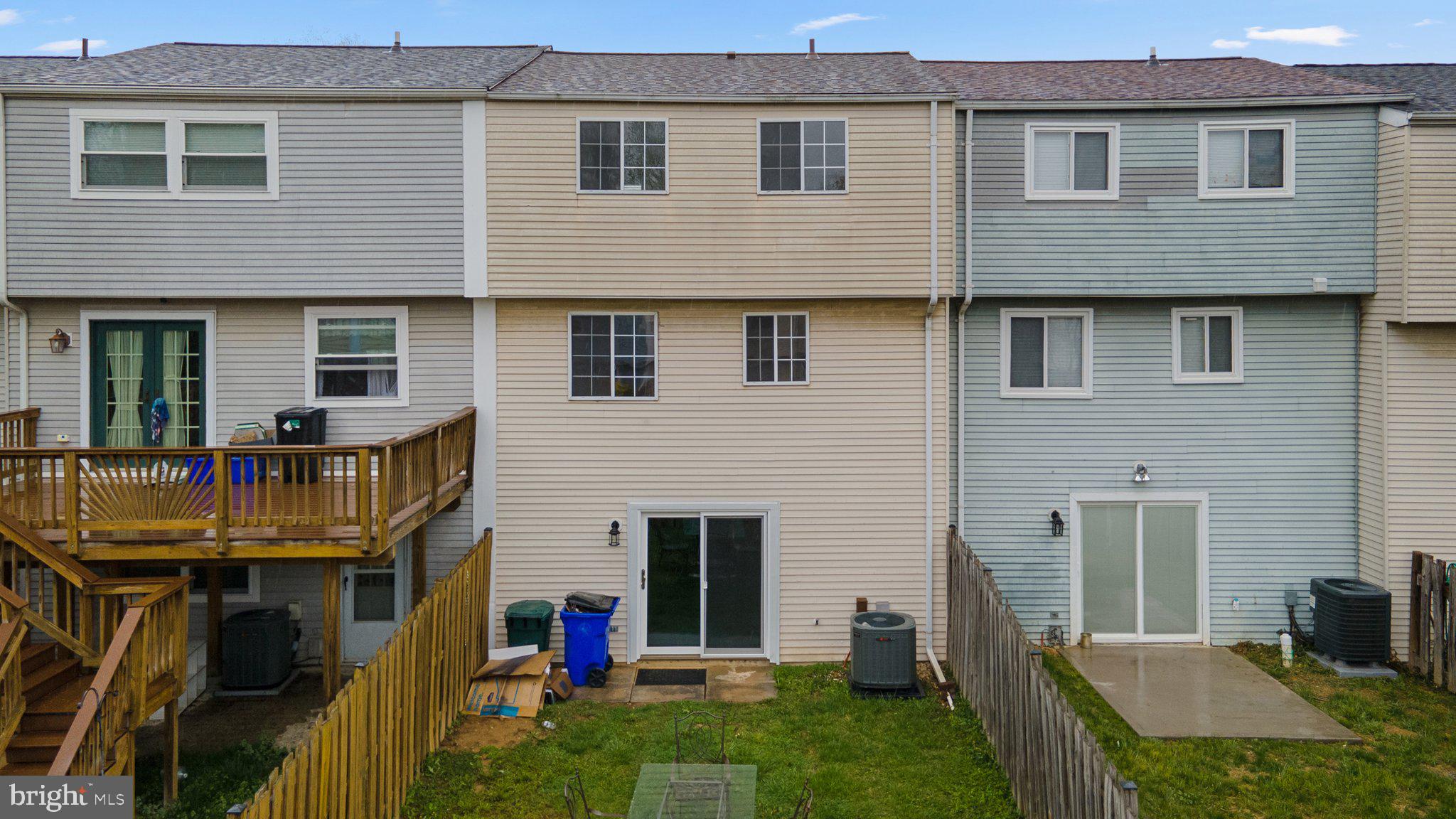 AMBER MEADOWS - Residential