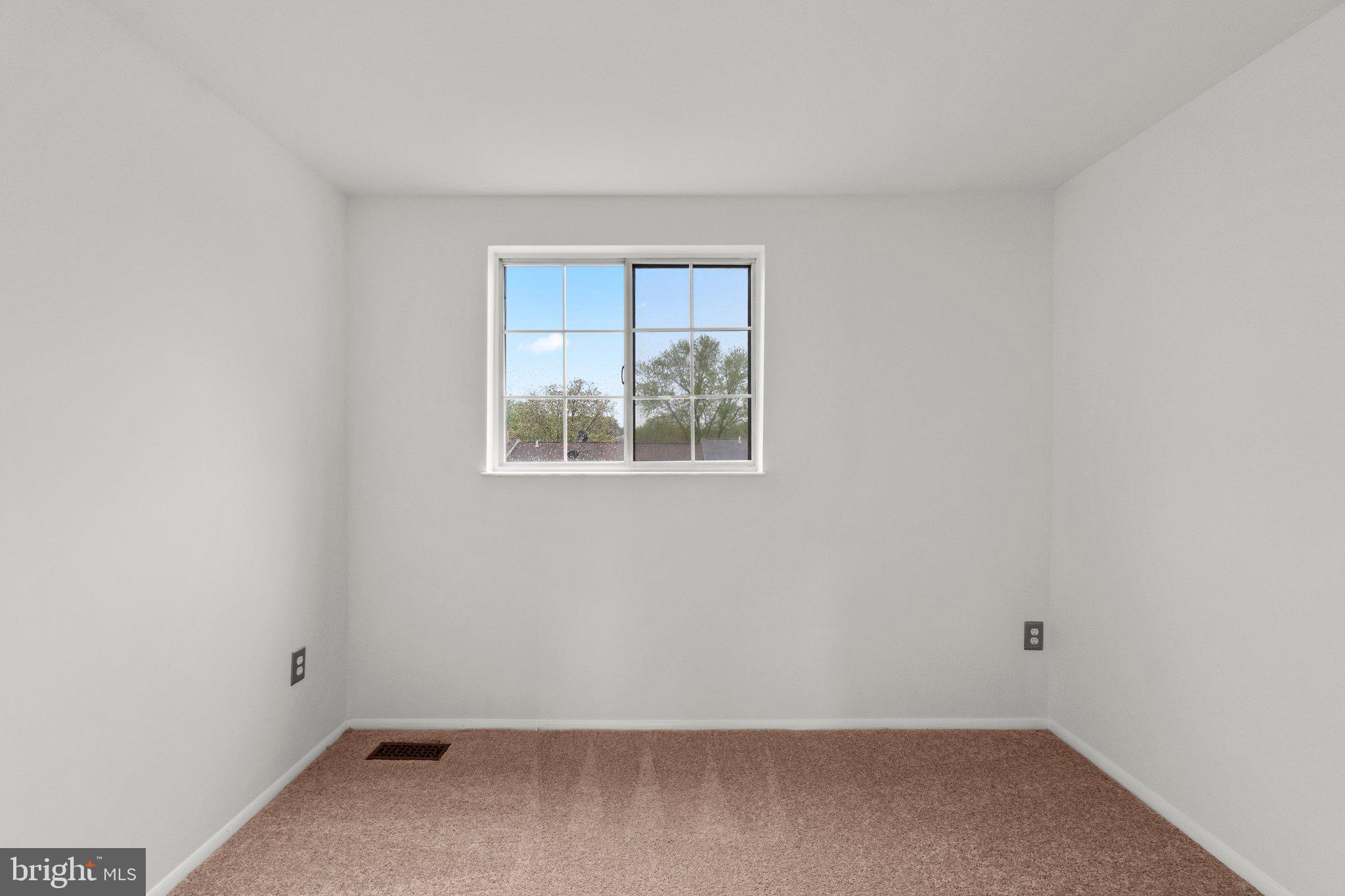 AMBER MEADOWS - Residential