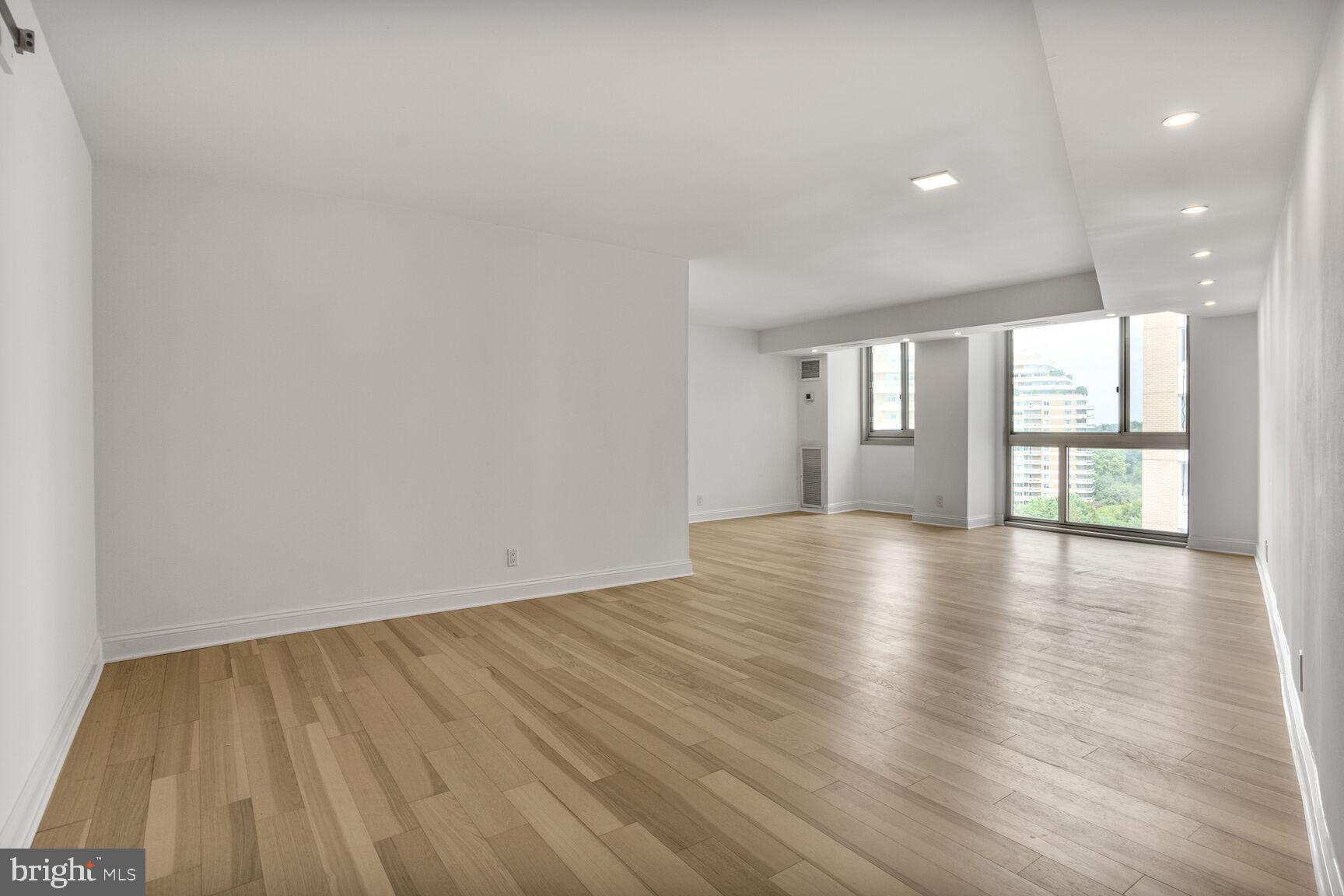 4601 N PARK AVENUE 1509-J