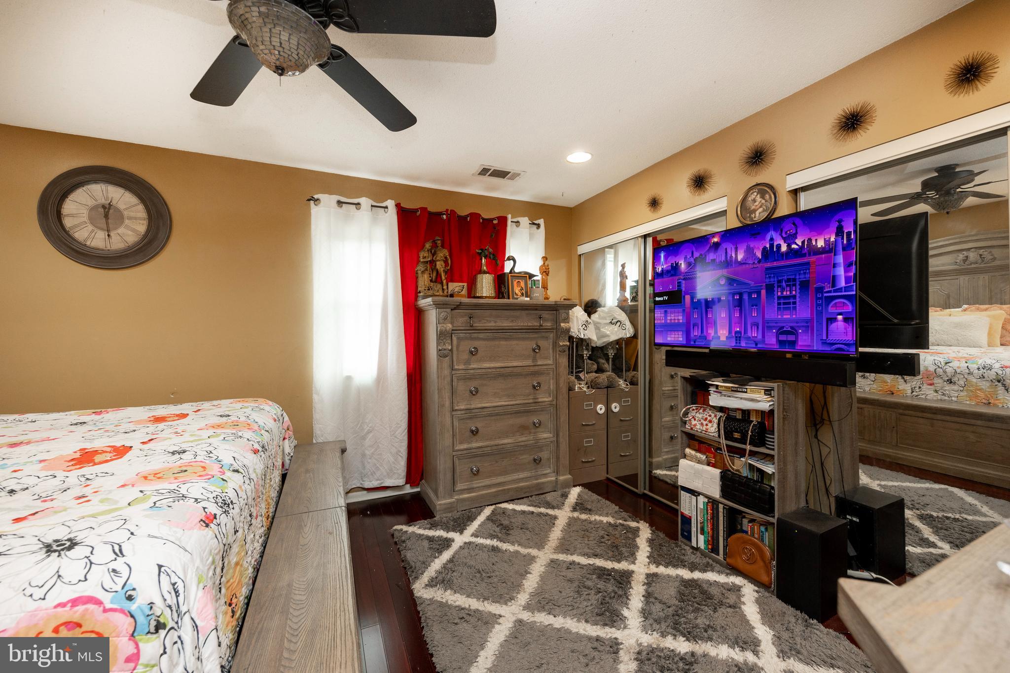 THE MEADOWS - Residential