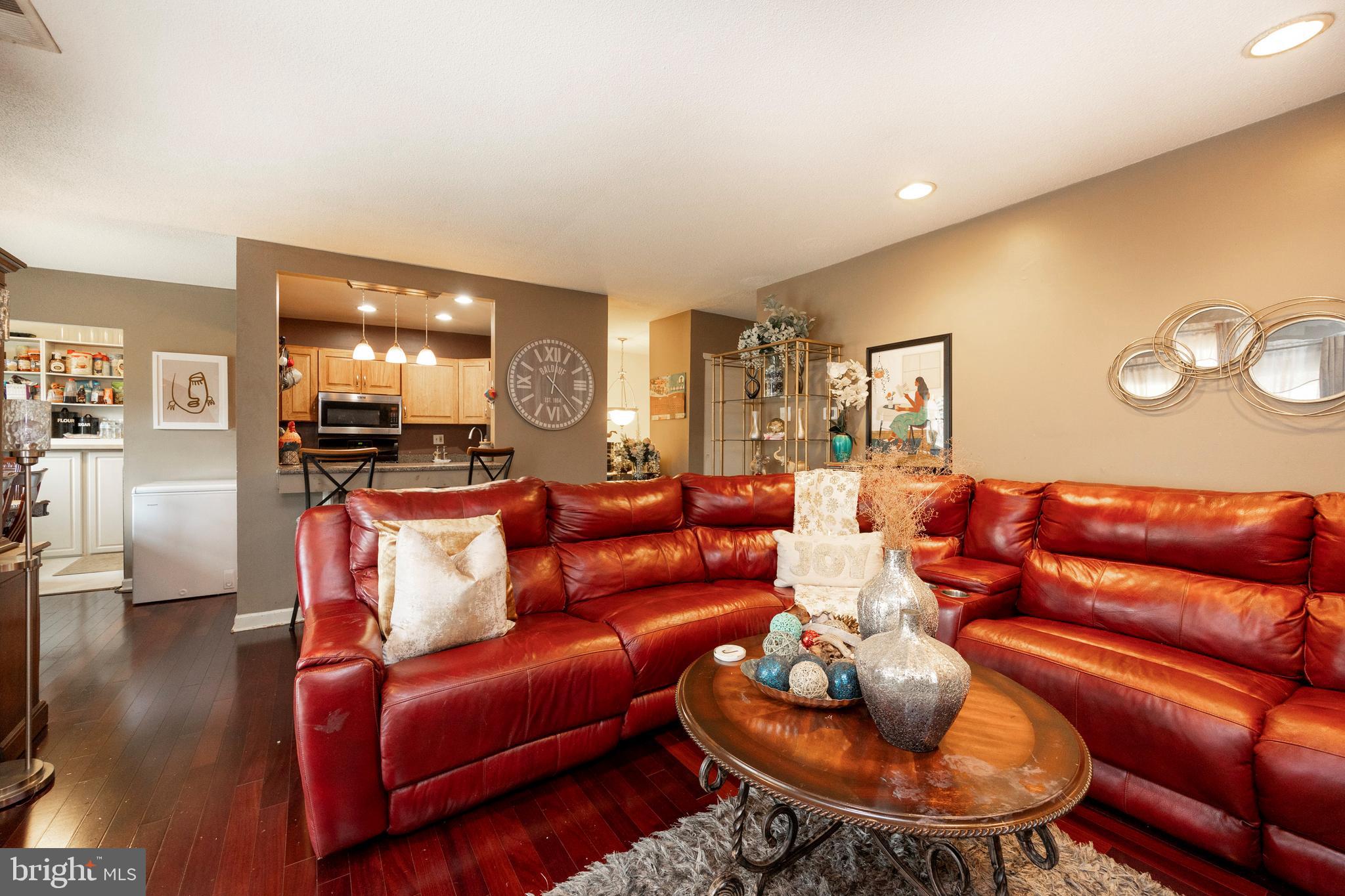 THE MEADOWS - Residential