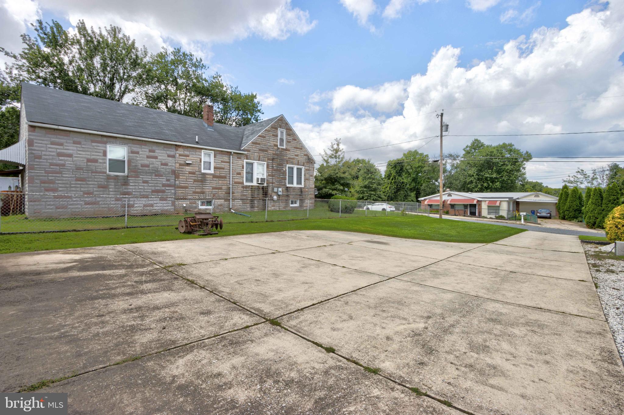 HALETHORPE - Residential