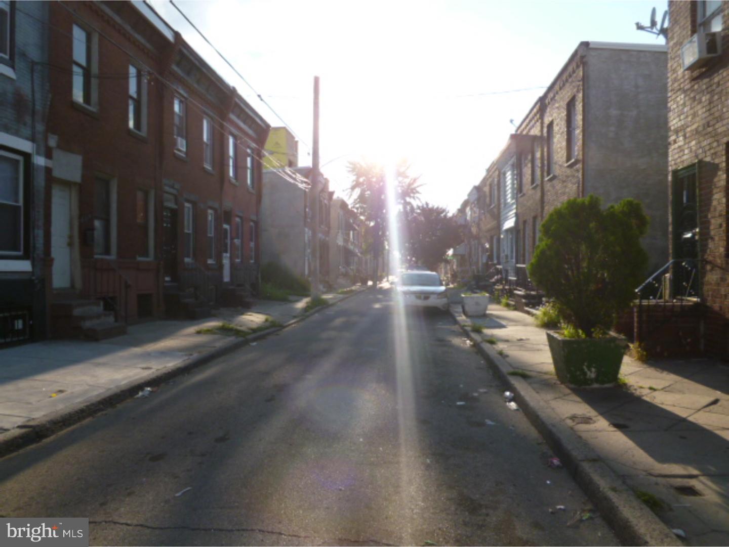POINT BREEZE - Land