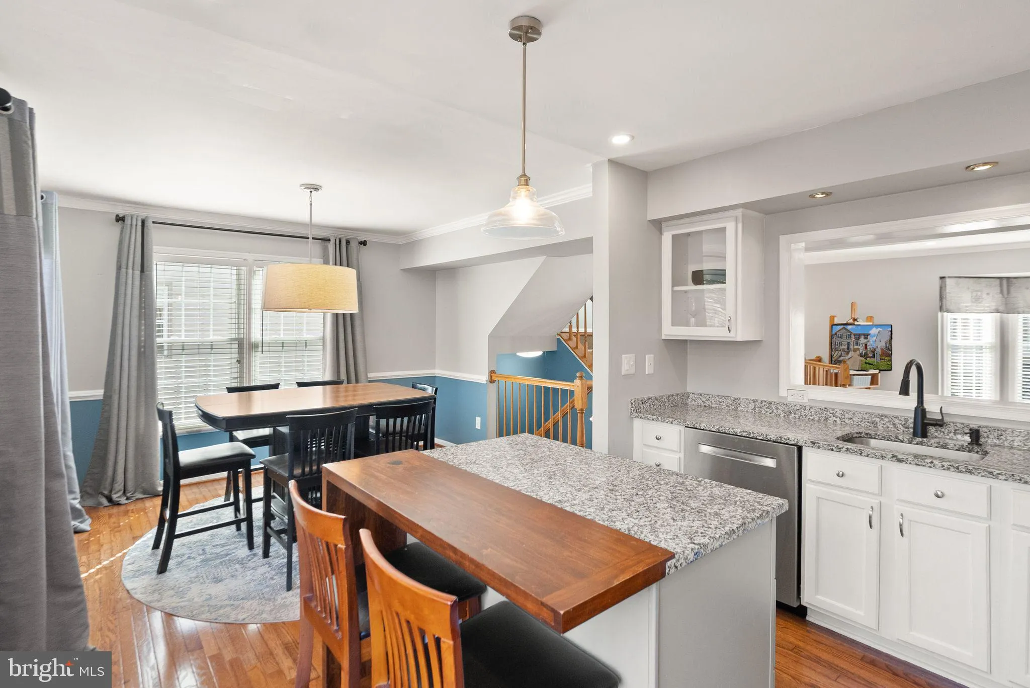 Centreville, Virginia 20120, United States, 3 Bedrooms Bedrooms, ,3 BathroomsBathrooms,Residential,Pending,144