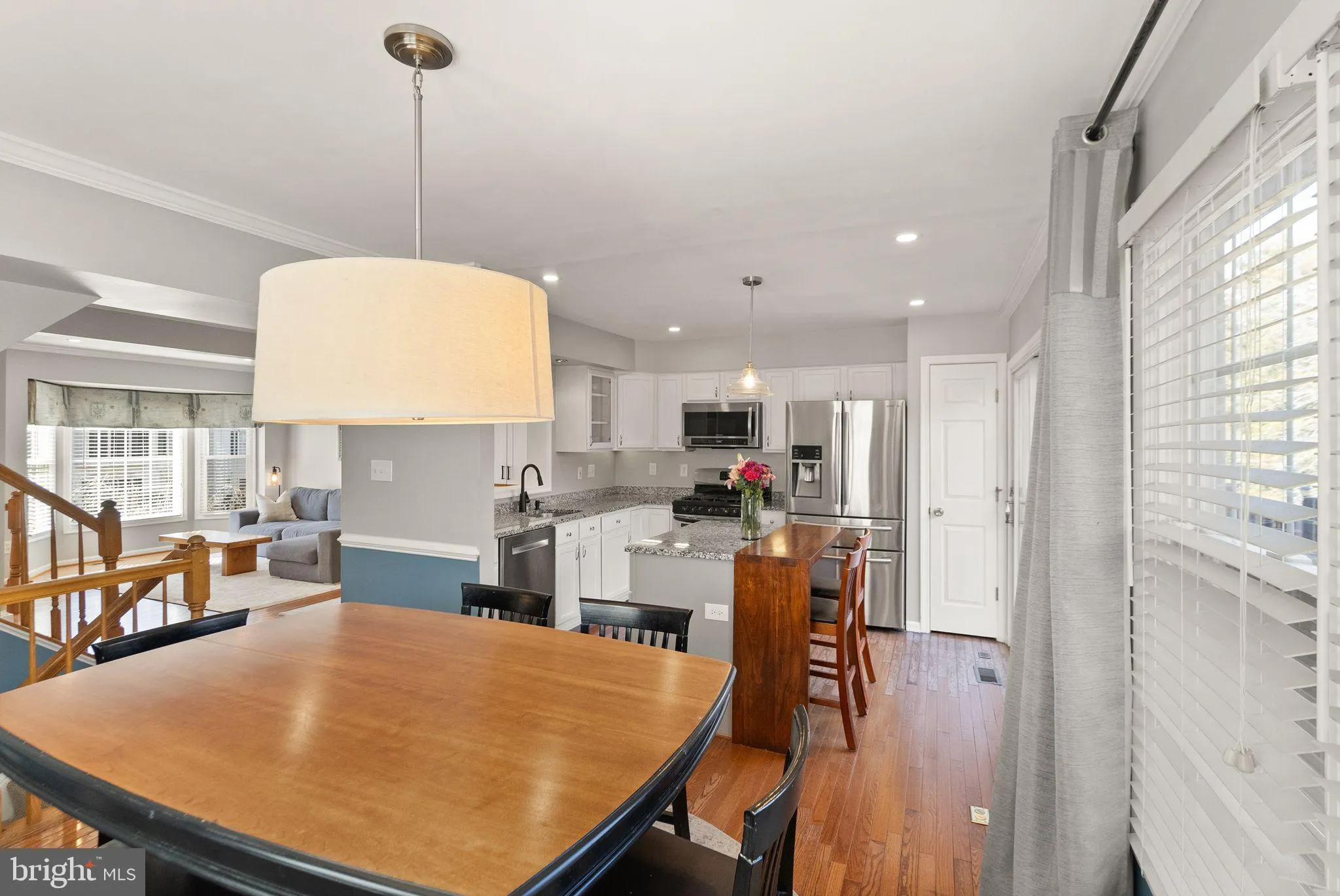 Centreville, Virginia 20120, United States, 3 Bedrooms Bedrooms, ,3 BathroomsBathrooms,Residential,Pending,144