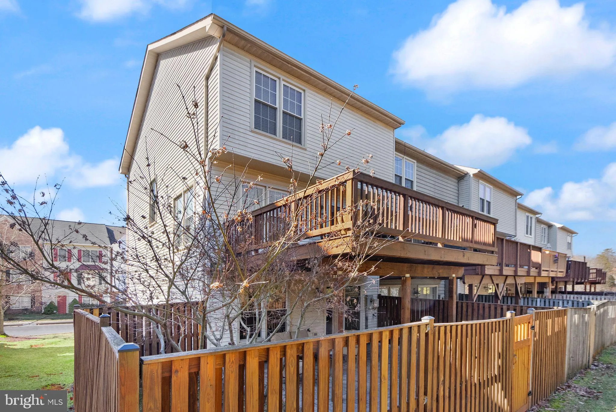 Centreville, Virginia 20120, United States, 3 Bedrooms Bedrooms, ,3 BathroomsBathrooms,Residential,Pending,144