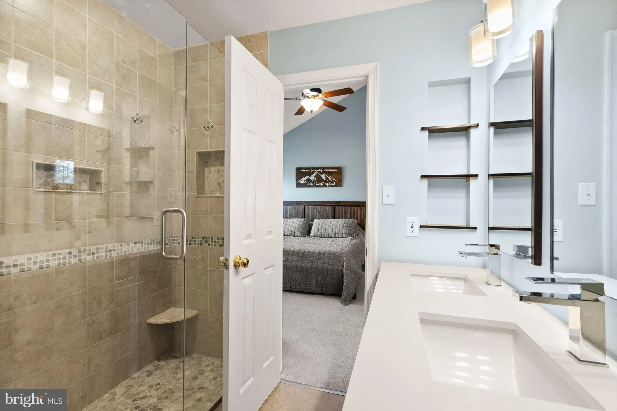 Centreville, Virginia 20120, United States, 3 Bedrooms Bedrooms, ,3 BathroomsBathrooms,Residential,Pending,144