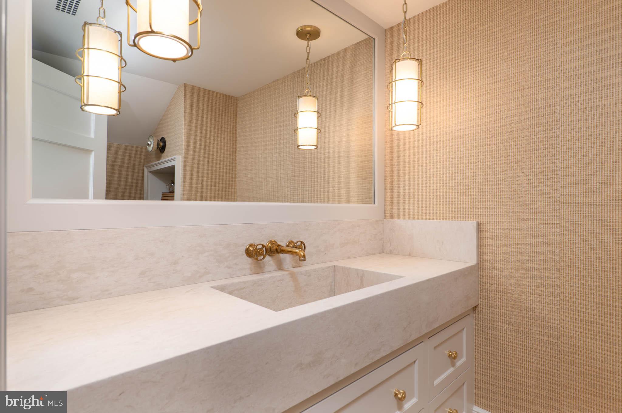 EASTPORT - Residential