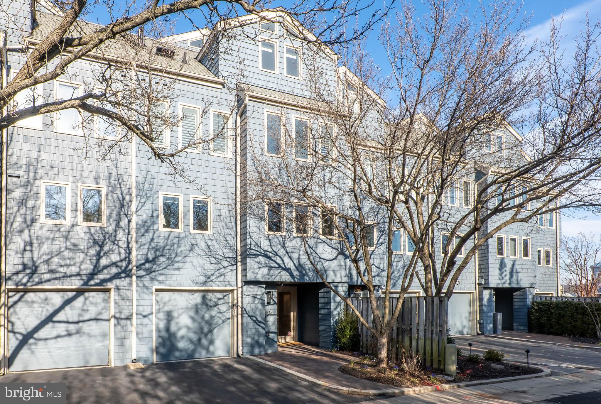 EASTPORT - Residential