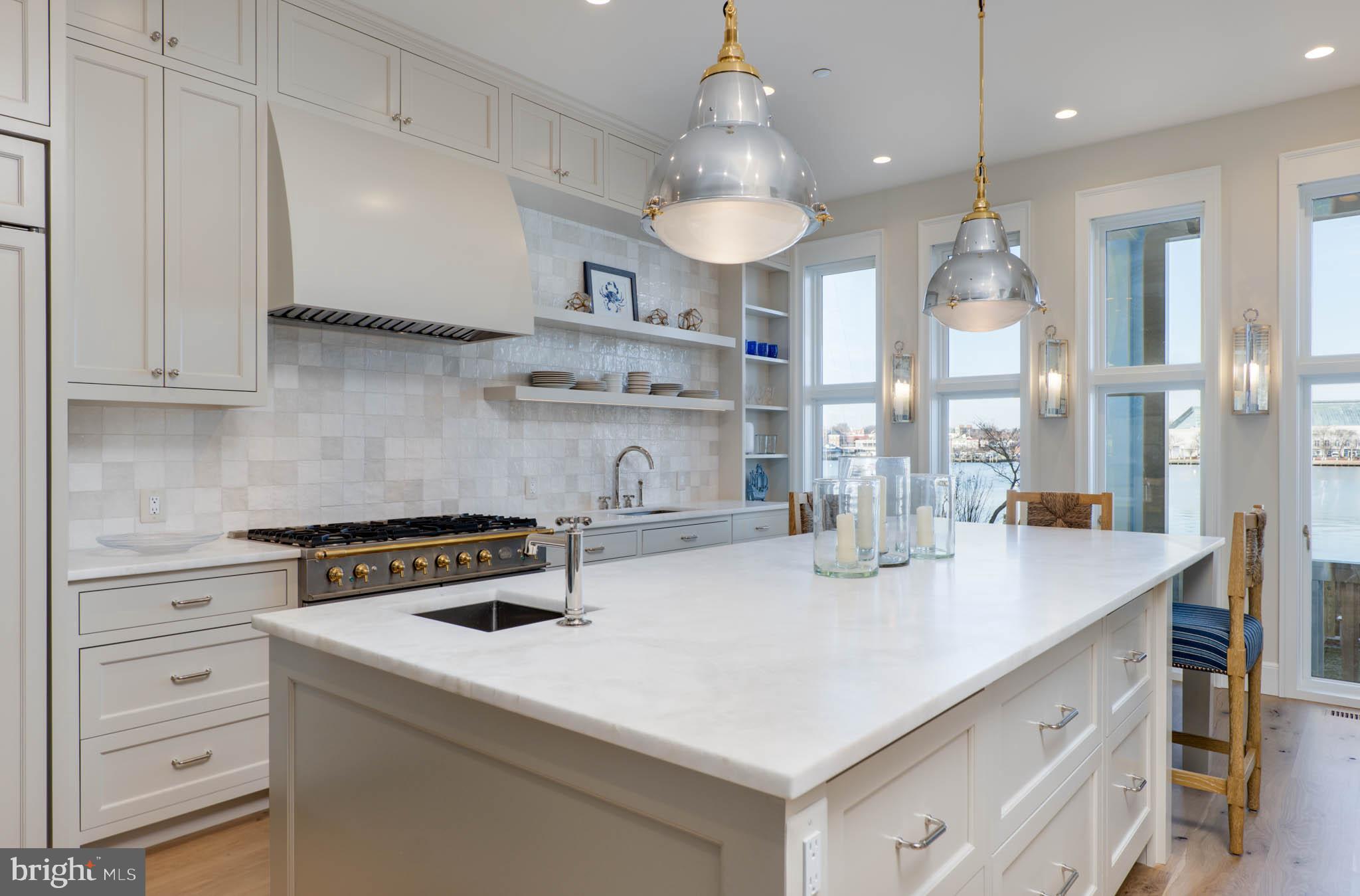 EASTPORT - Residential