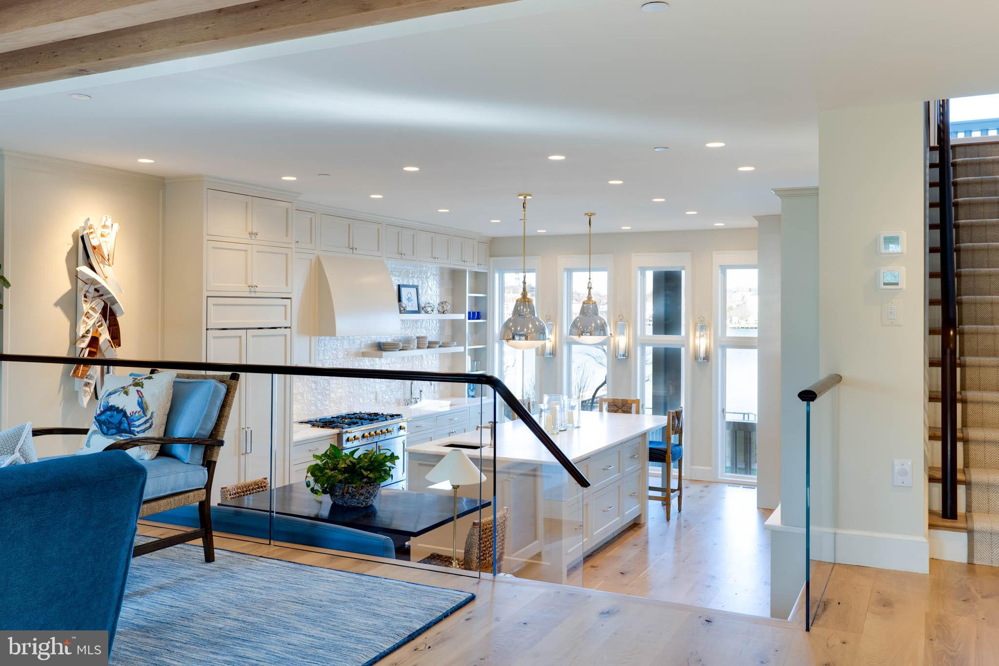 EASTPORT - Residential