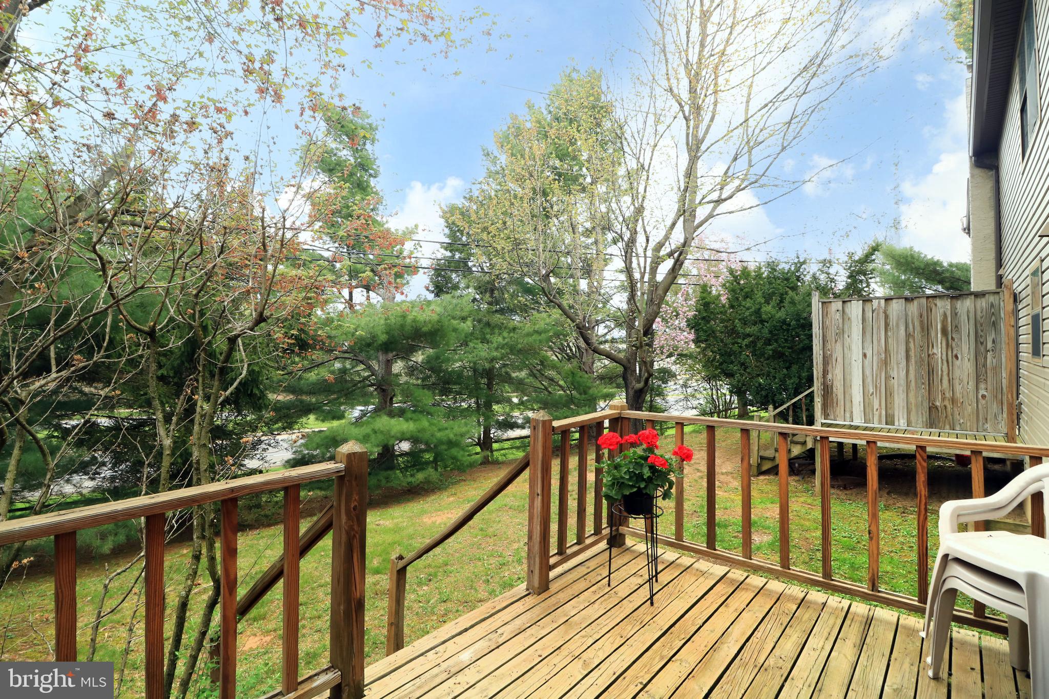 NORTHRIDGE - Residential