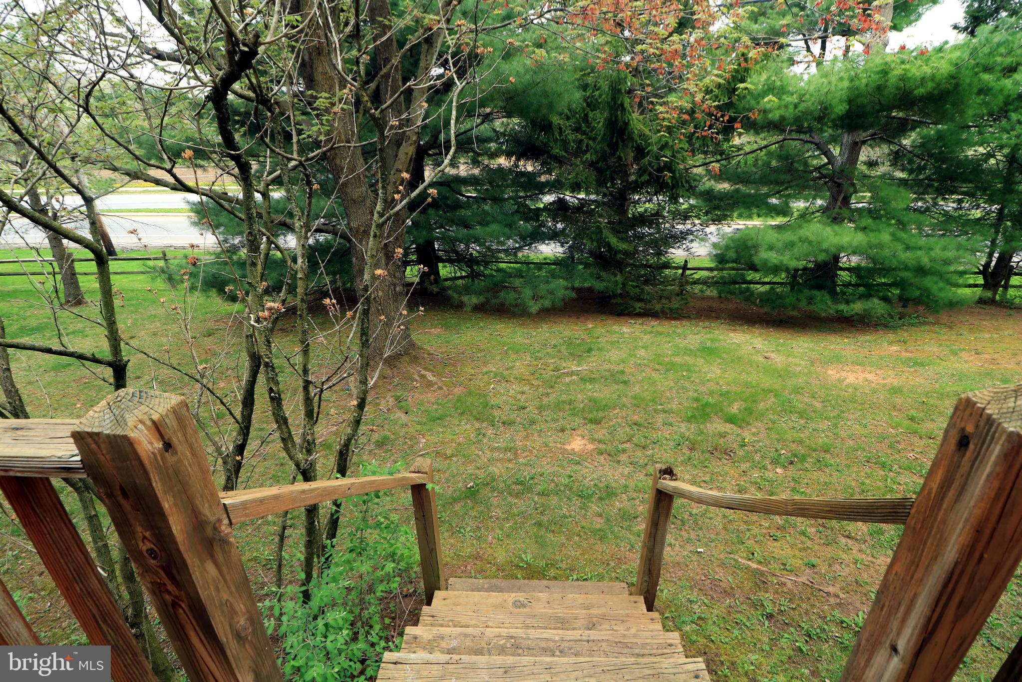 NORTHRIDGE - Residential