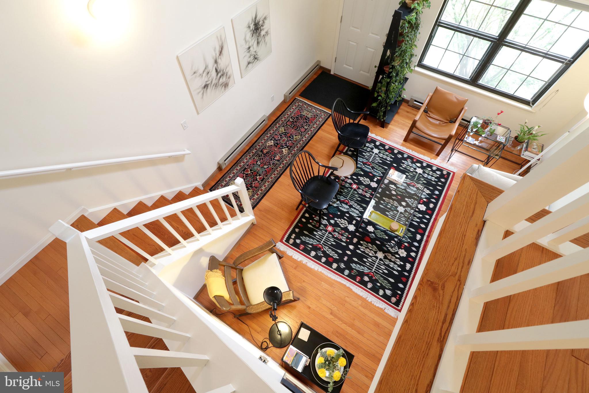 NORTHRIDGE - Residential