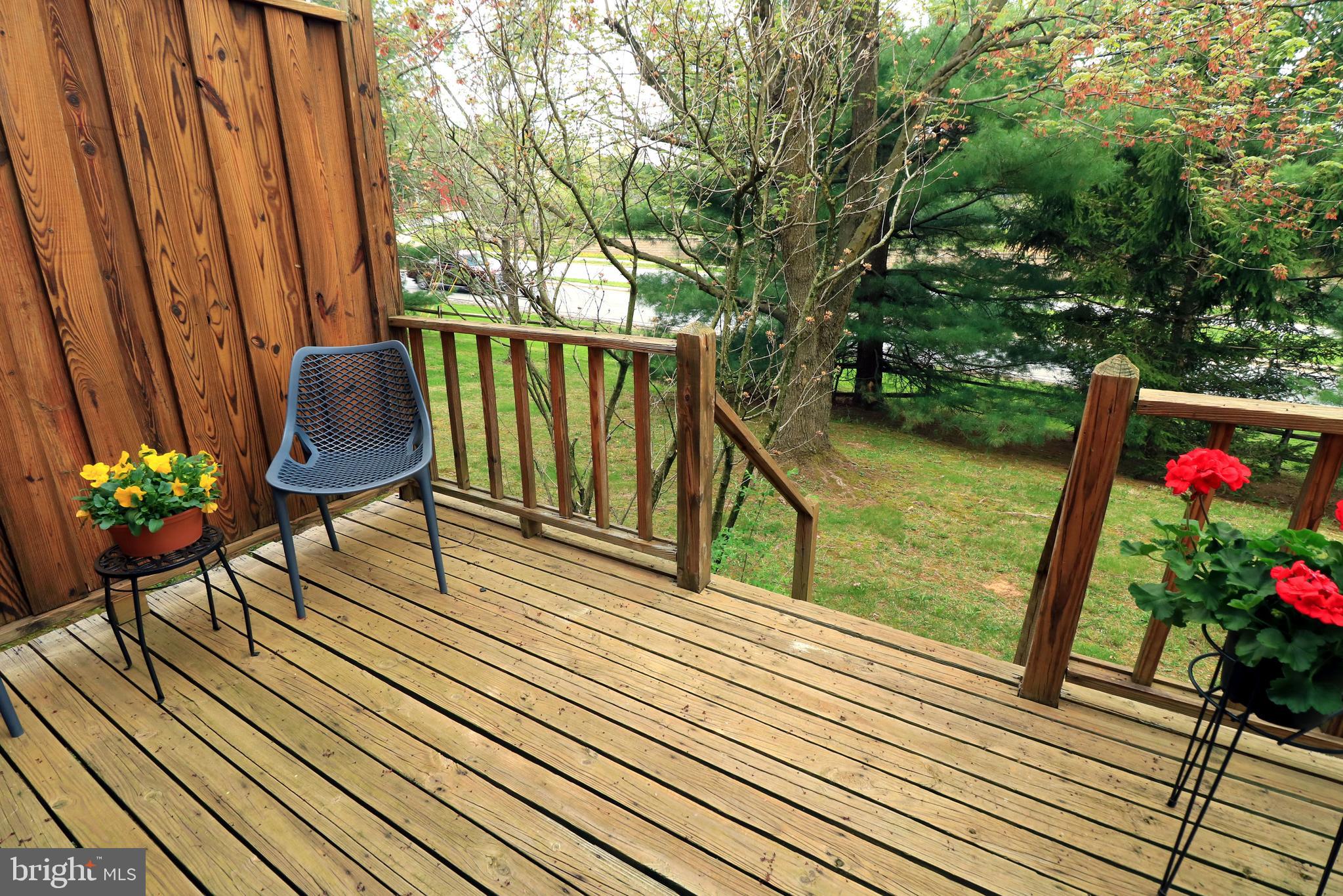 NORTHRIDGE - Residential