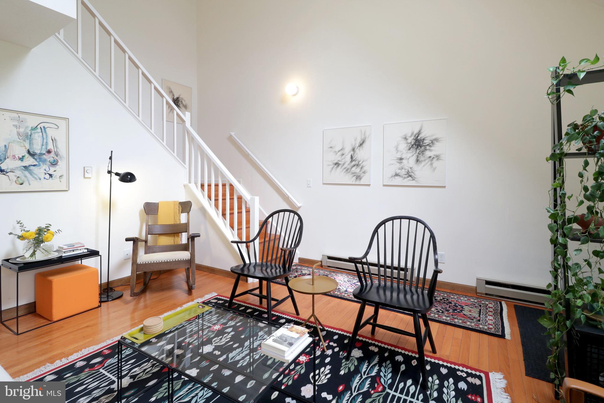 NORTHRIDGE - Residential