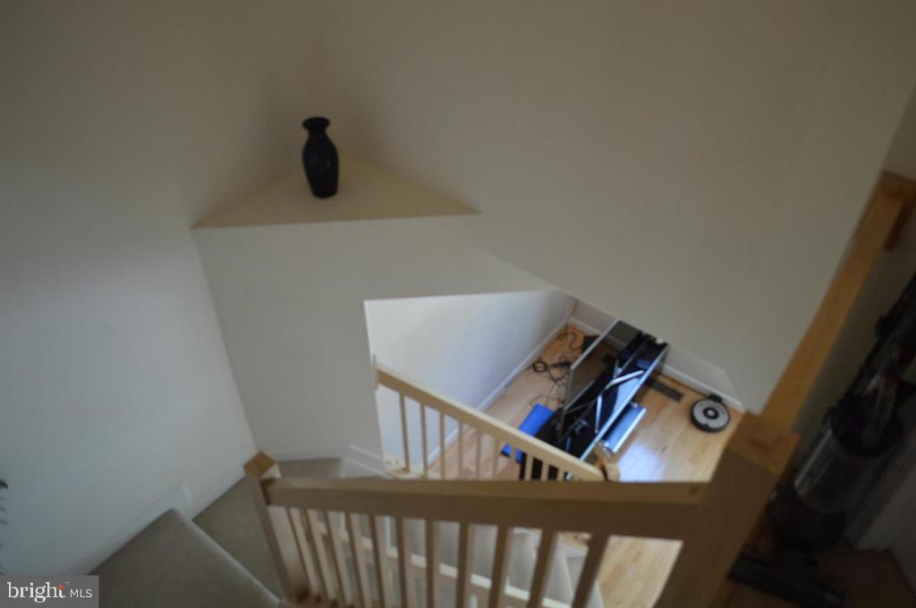 SUMMIT CHASE - Residential Lease