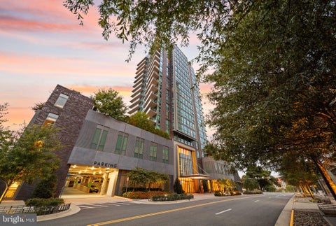 Photo of 7887 Jones Branch Drive #PH1904, MCLEAN, VA 22102 (MLS # VAFX2347694)