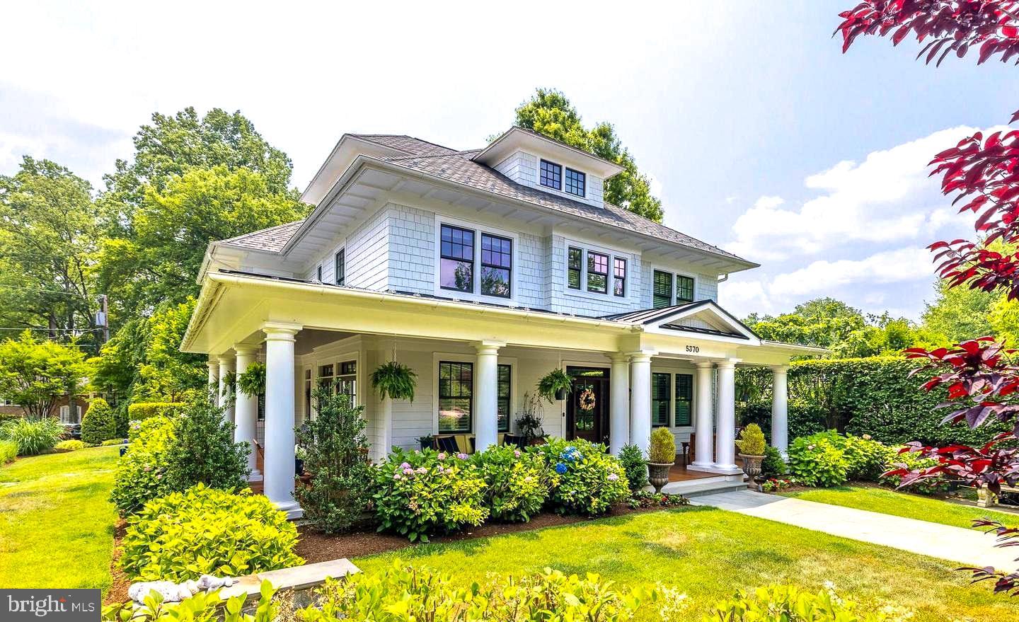 WILLIAMSBURG VILLAGE - Residential