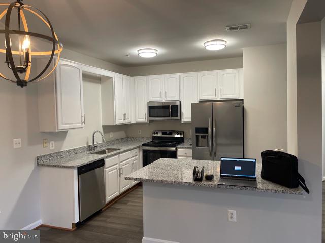 WINDY HILL - Residential Lease