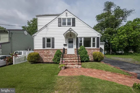 514 Chapel Avenue W, Cherry Hill, NJ 08002 - MLS#: NJCD2093730