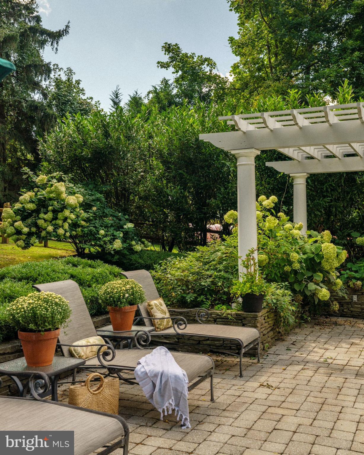 HEARTSEASE - Residential