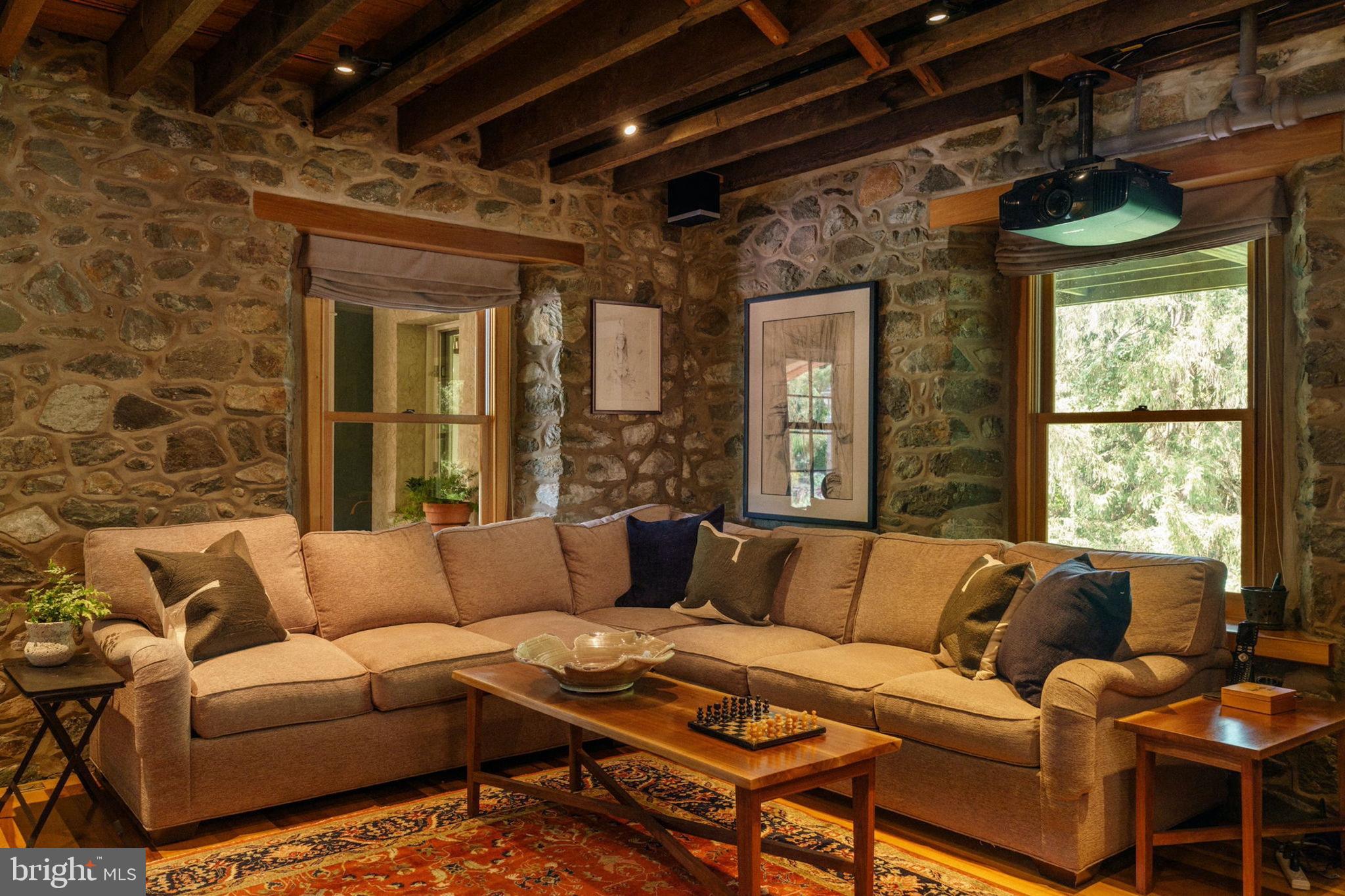 HEARTSEASE - Residential