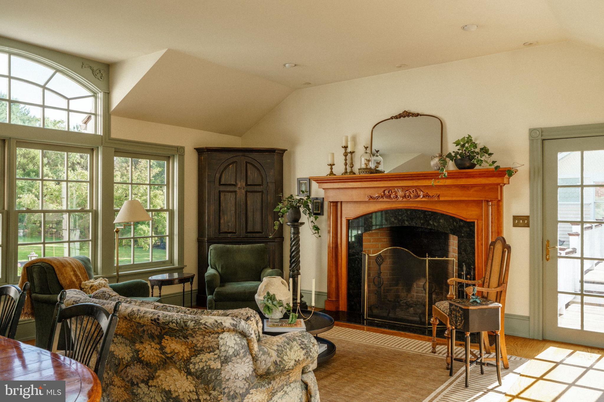 HEARTSEASE - Residential