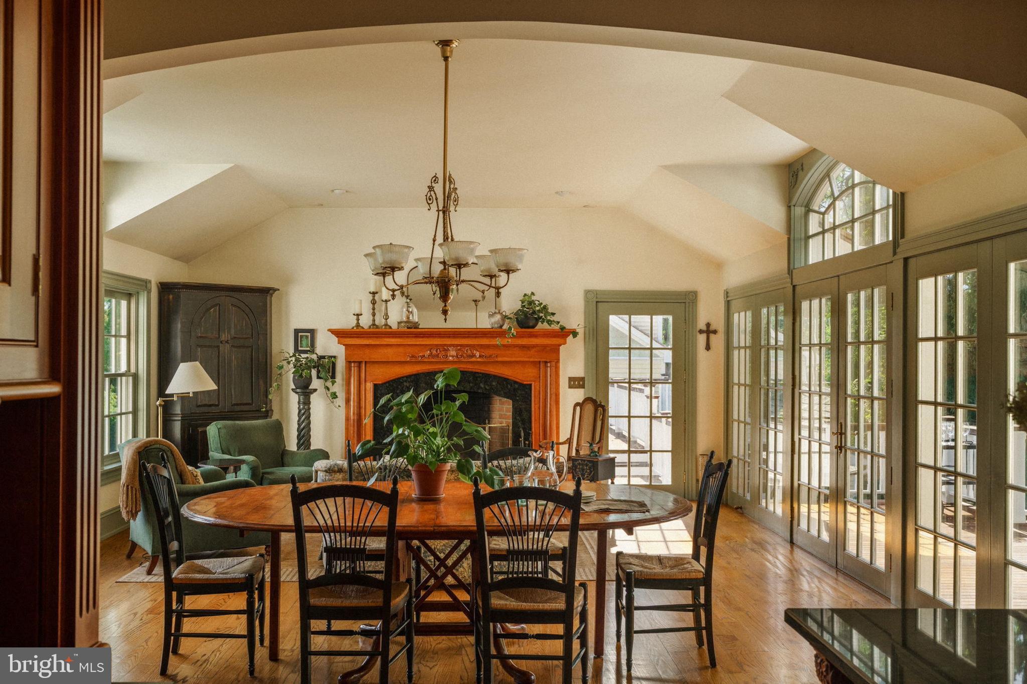 HEARTSEASE - Residential