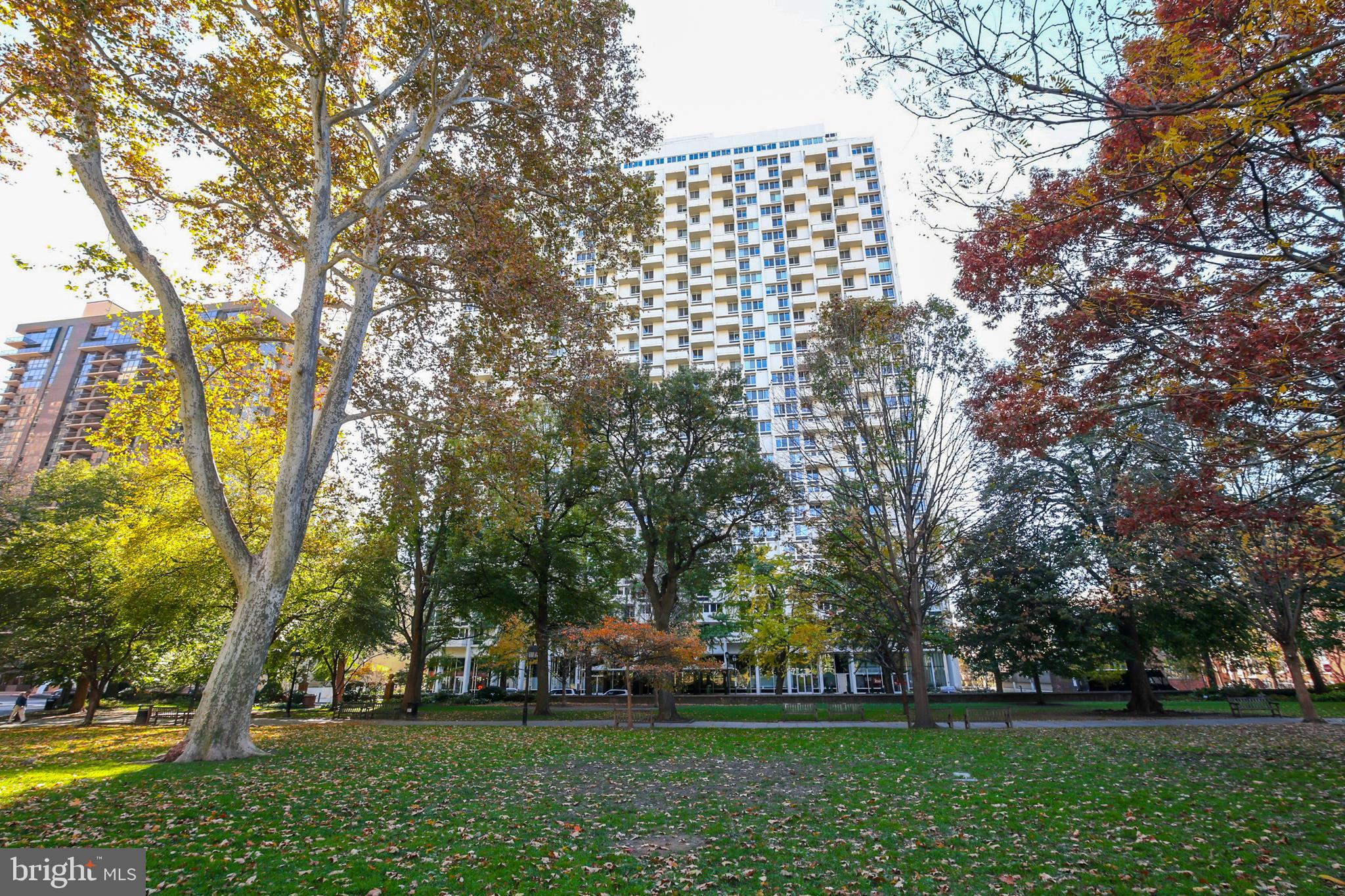 WASHINGTON SQ - Residential