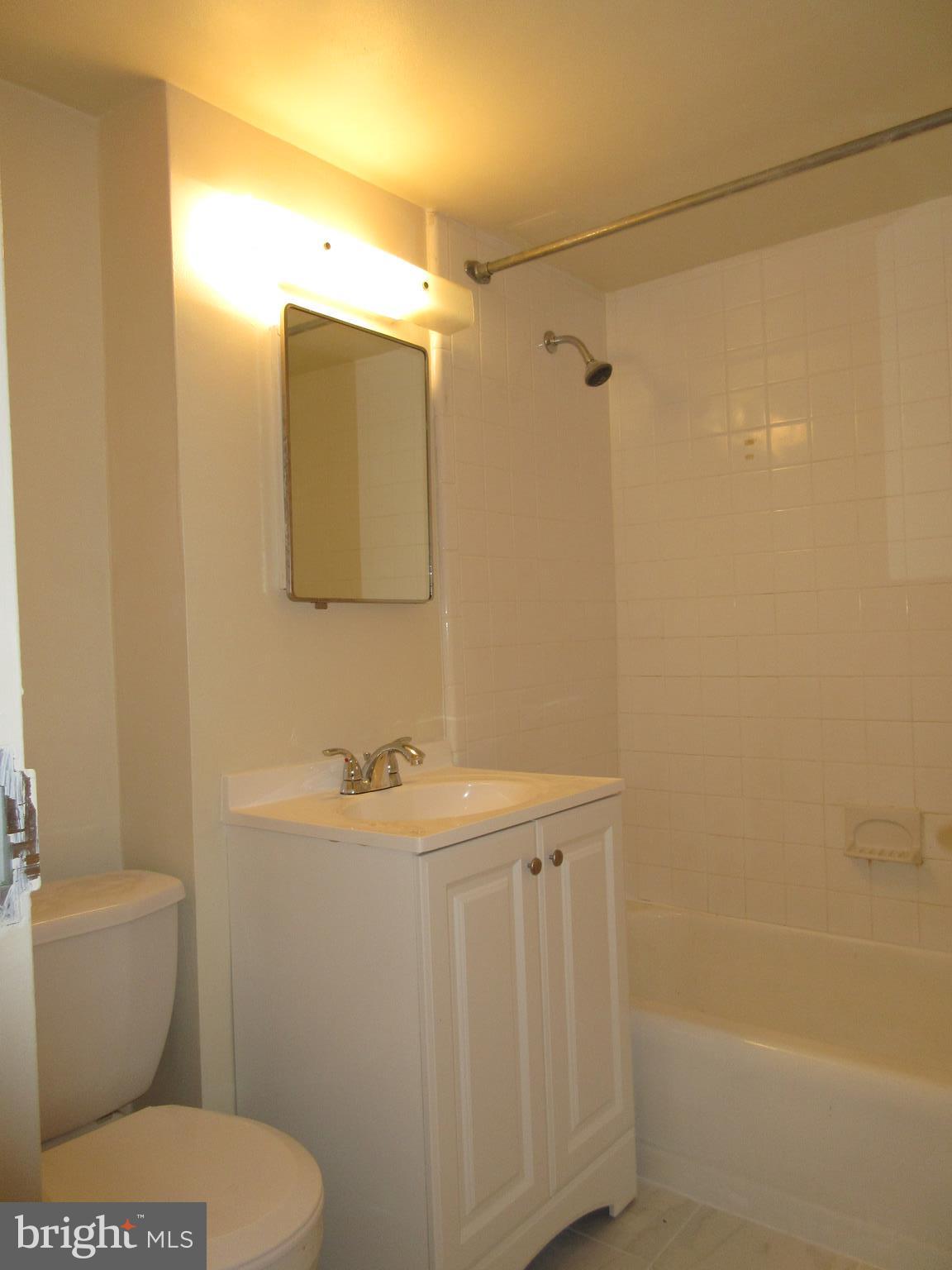 WASHINGTON SQ - Residential