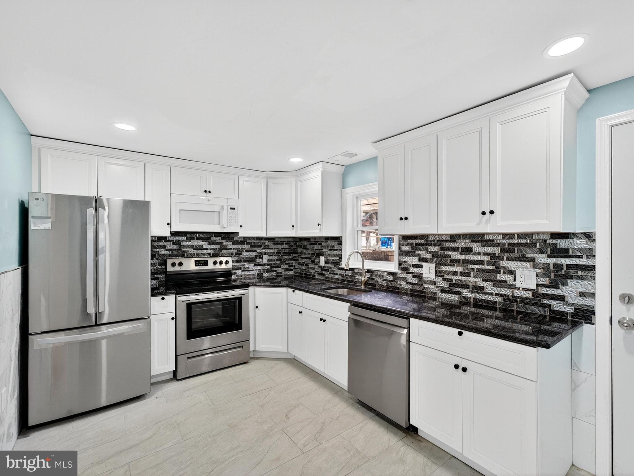 WEST PASSYUNK - Residential