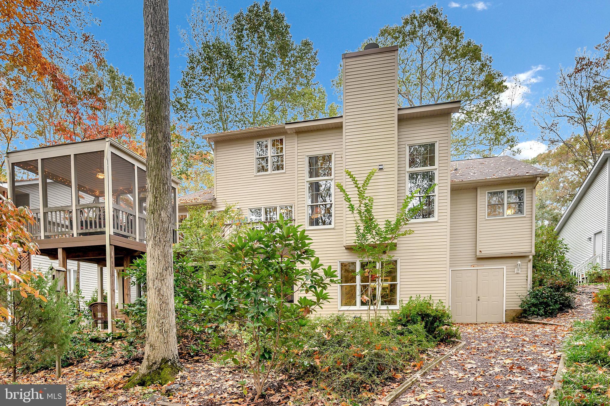 LAKE OF THE WOODS - Residential