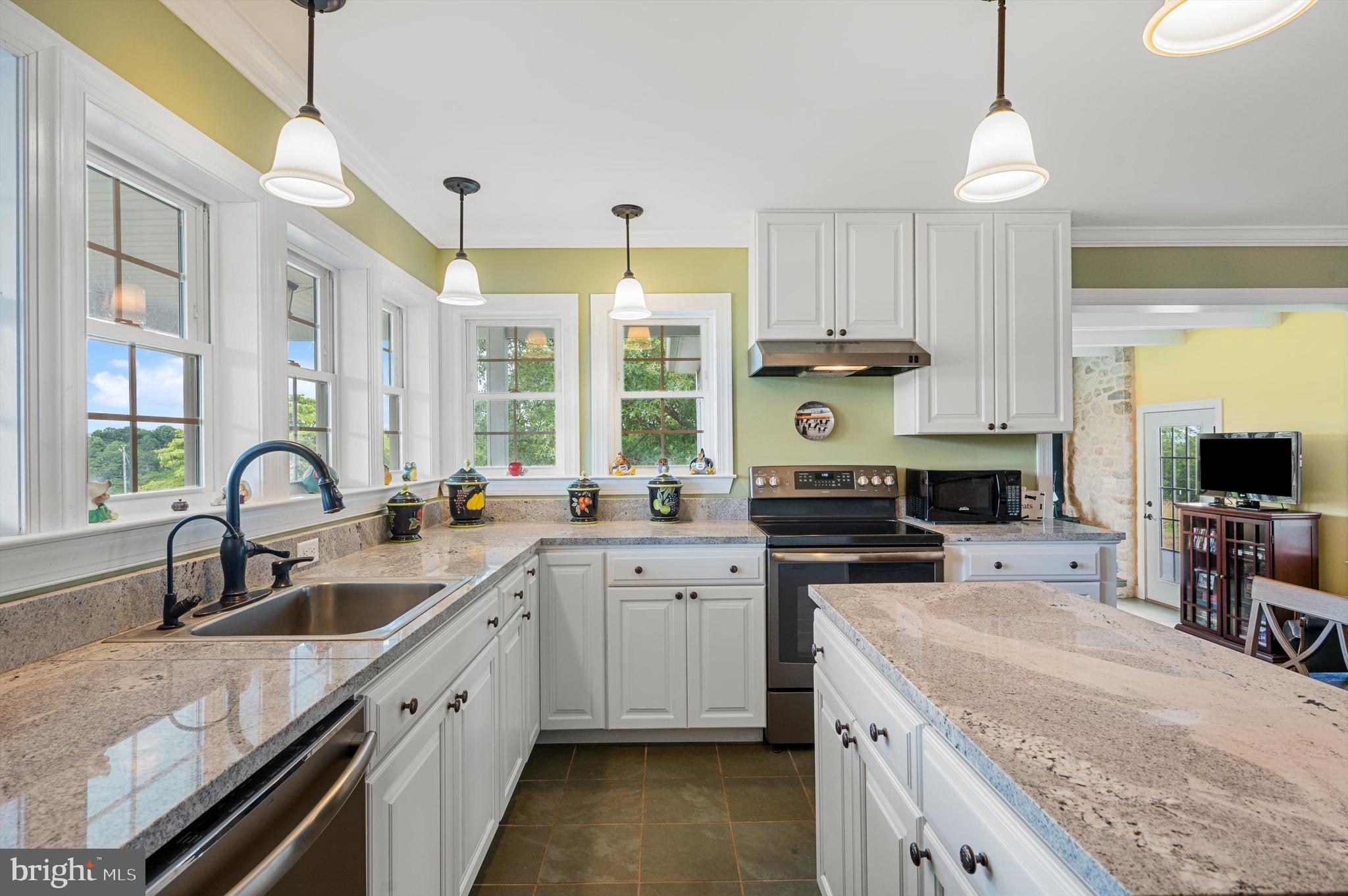 REDSTONE MOUNTAIN - Residential