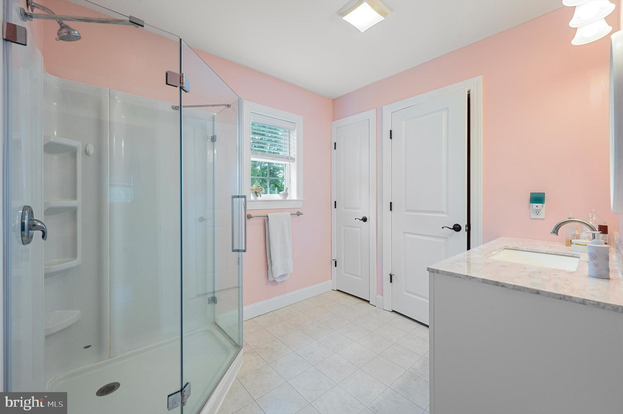 REDSTONE MOUNTAIN - Residential