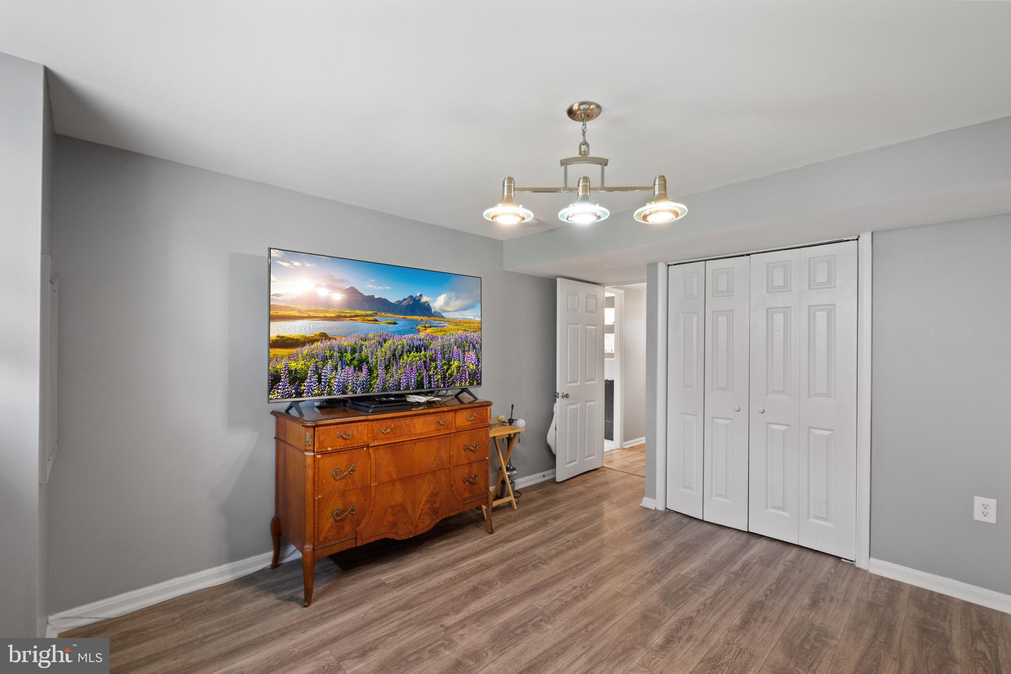 HANSON VALLEY VIEW - Residential