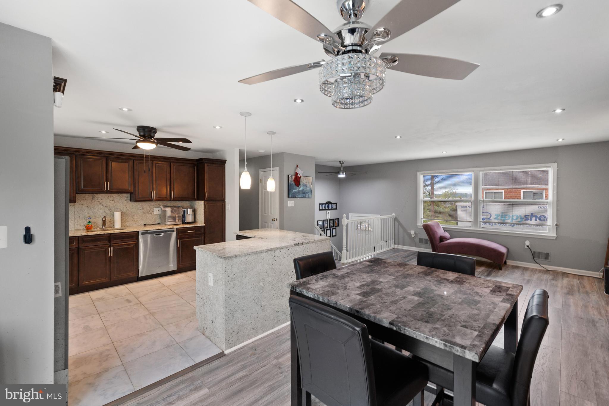 HANSON VALLEY VIEW - Residential