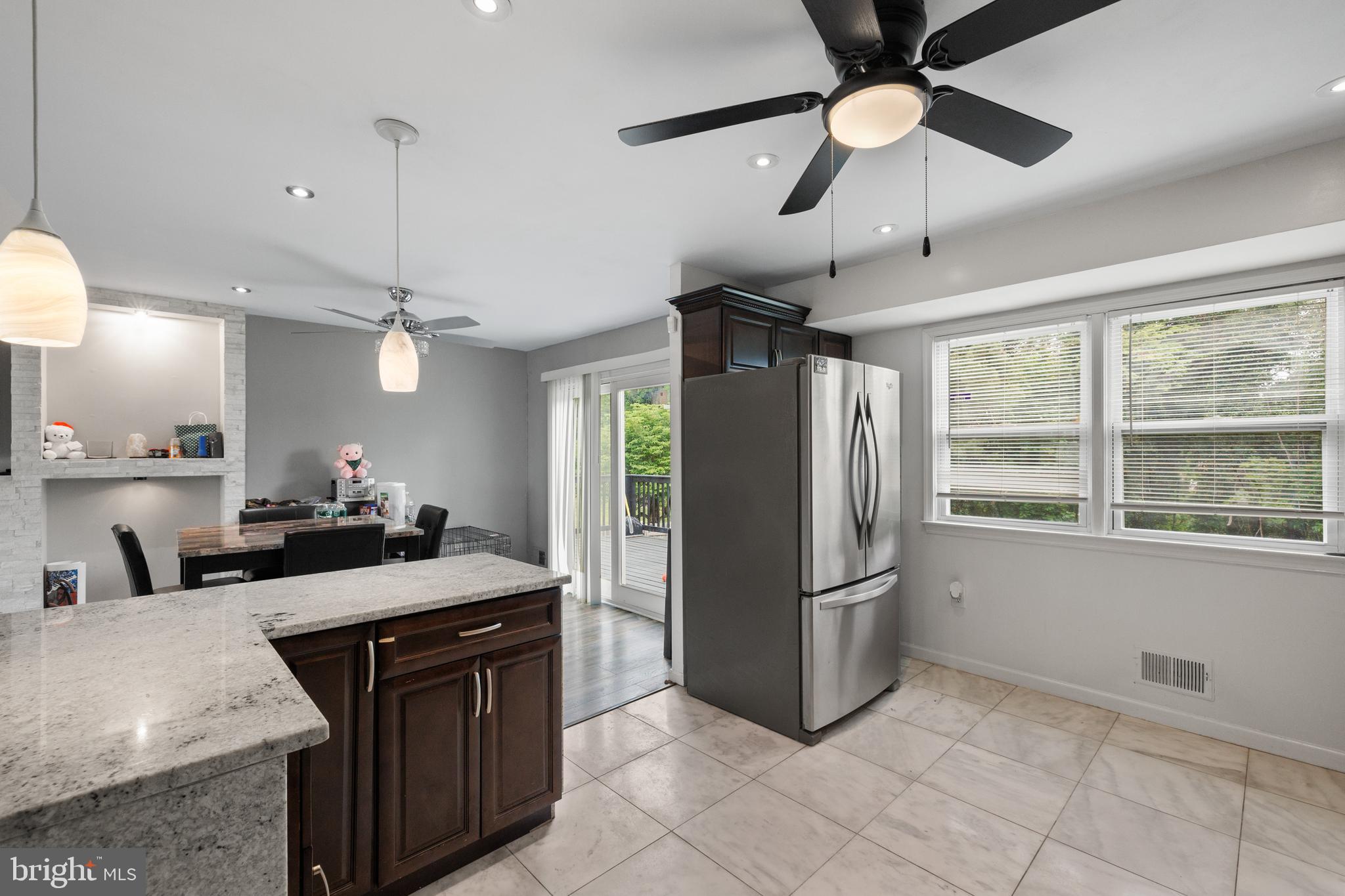 HANSON VALLEY VIEW - Residential